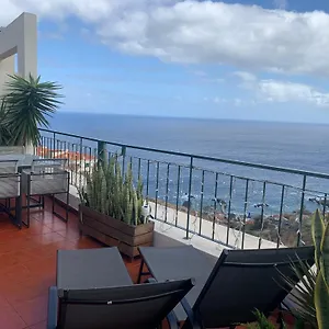 Oceanview Penthouse Canico (Madeira)